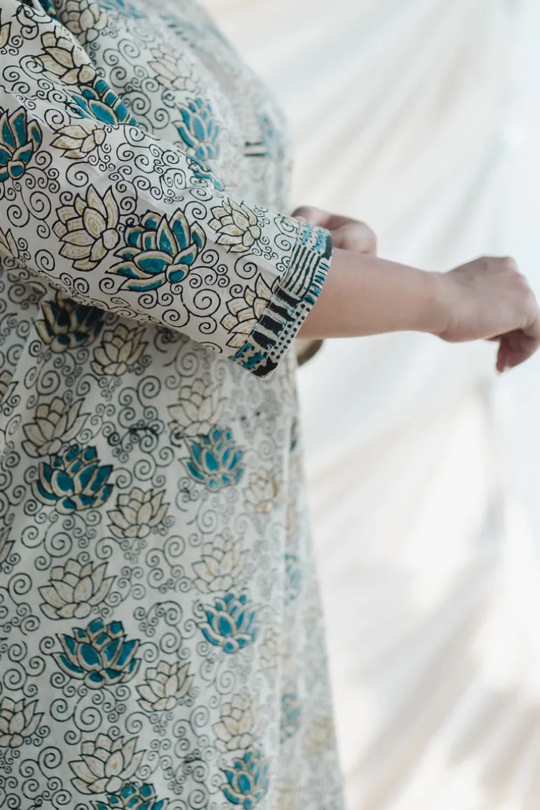 Tishna White Ajrakh Cotton Straight Kurta