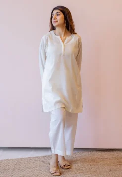 Veda Off White Solid Handloom Cotton A Line Kurta