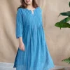 Yahvi Dabu Slub Cotton Hand Embroidered Kurta