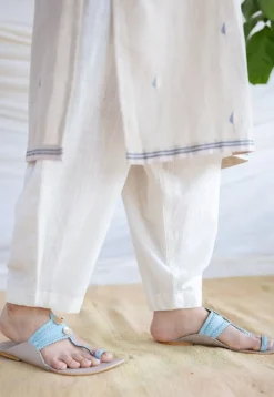 Zahira Off White Jamdani Handwoven Cotton Straight Kurta