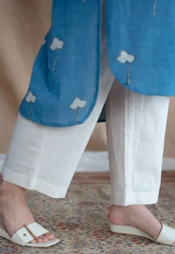 Zerah Blue Straight Dabu Slub Cotton Kurta with Hand Embroidery