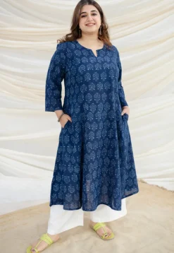 Zinal Indigo Dabu Slub Cotton Kali Kurta
